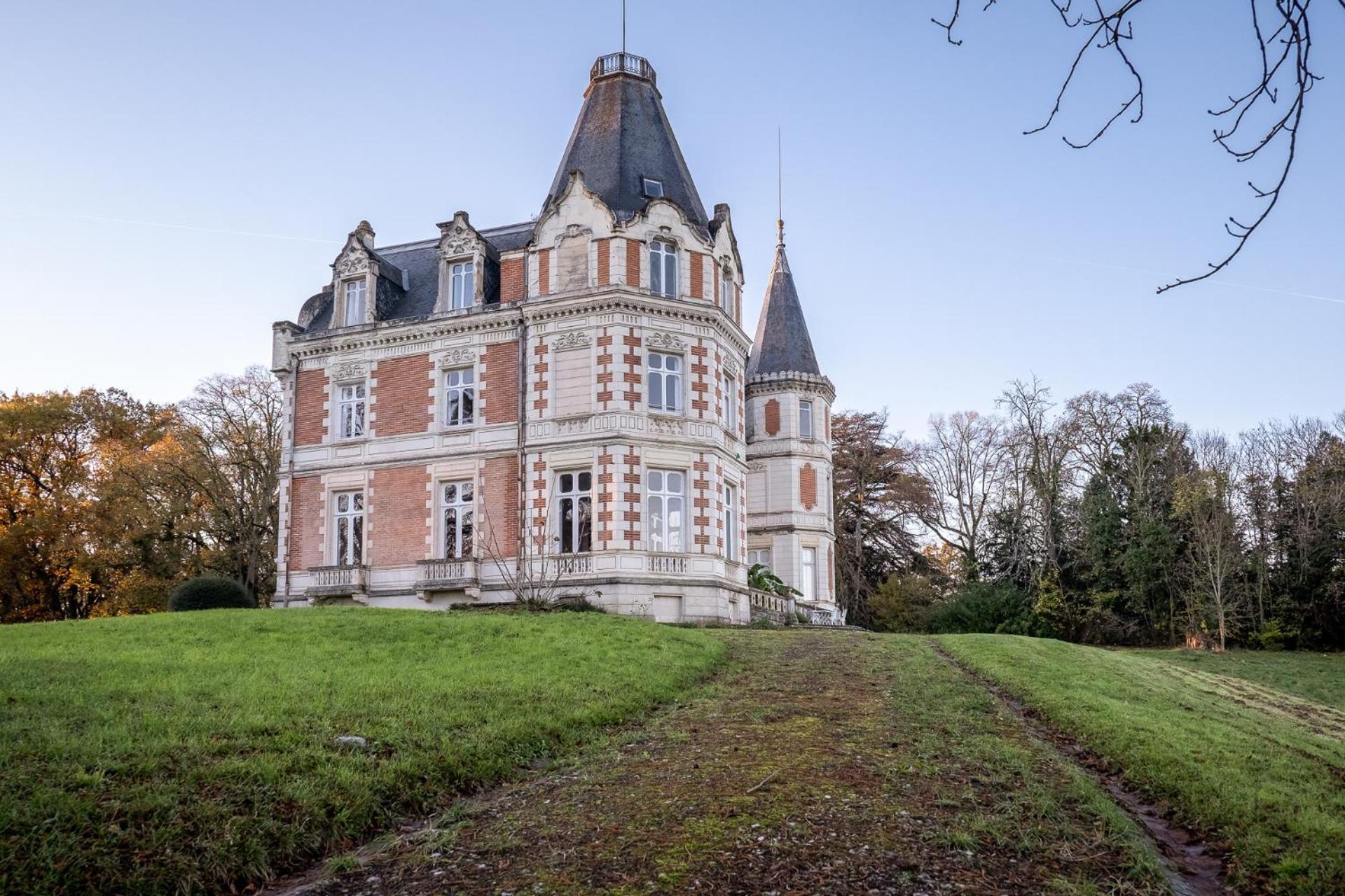 Chateau De L'Aubriere - Teritoria La Membrolle-sur-Choisille Buitenkant foto
